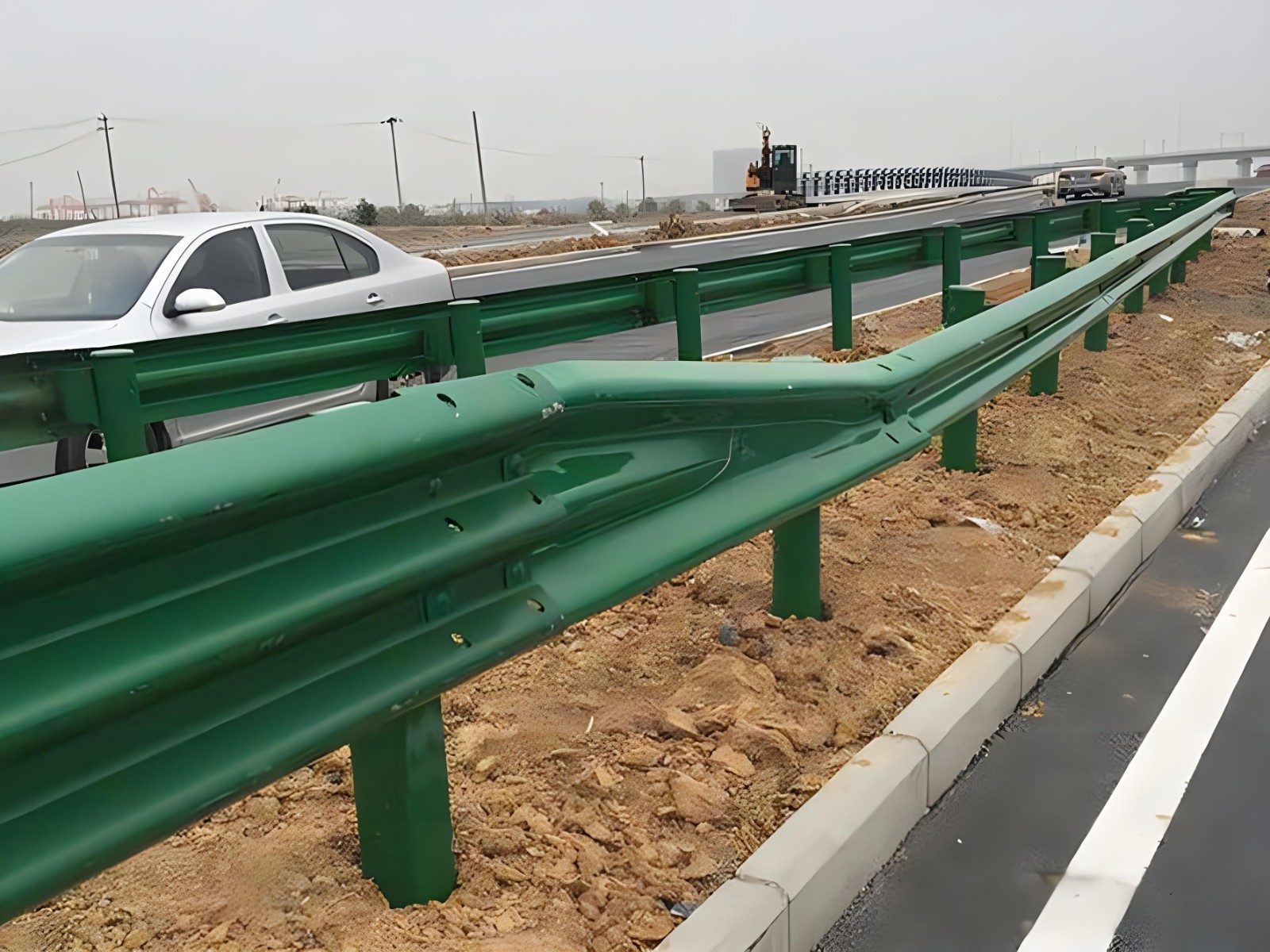 德州高速波形护栏板日常维护方案确保道路安全新举措